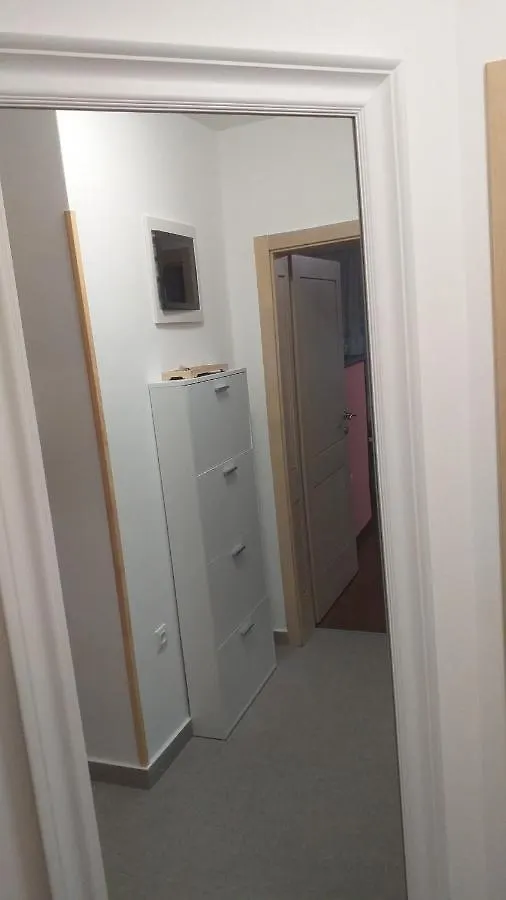 Apart Centar Umag Edda Joakima Rakovca 7 E 52470-Умаг Хорватия