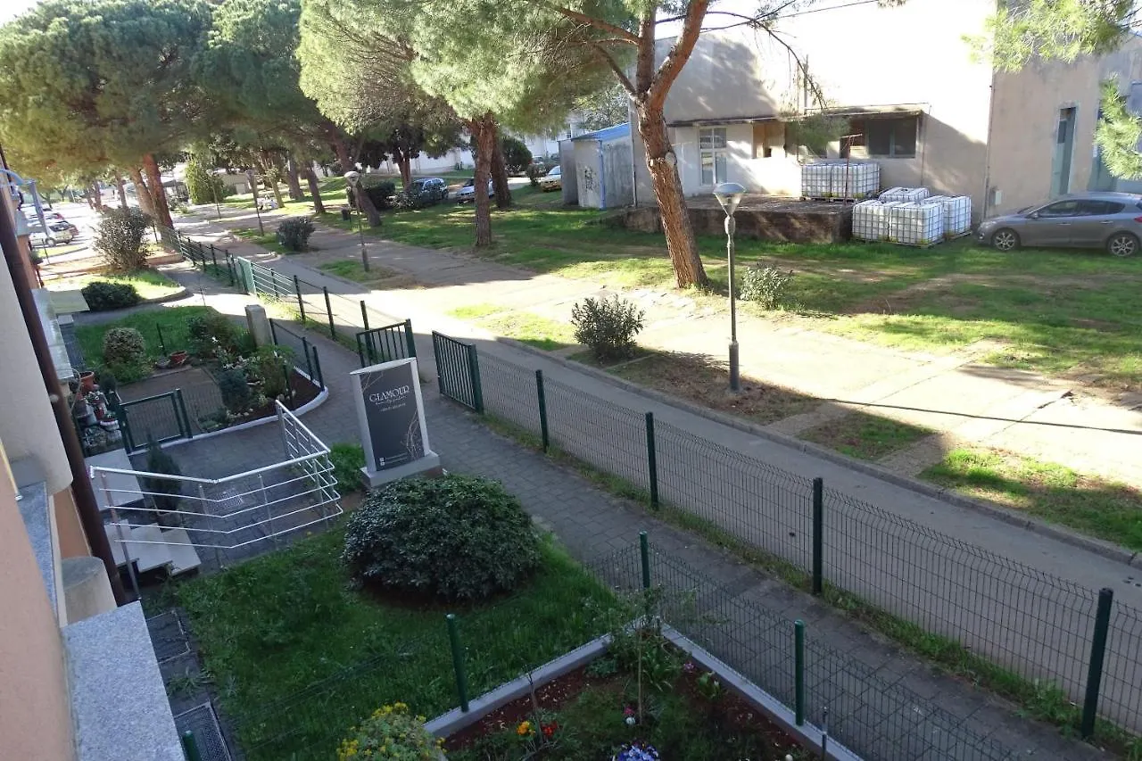 Apart Centar Umag Edda Joakima Rakovca 7 E 52470-Умаг 0*,  Хорватия