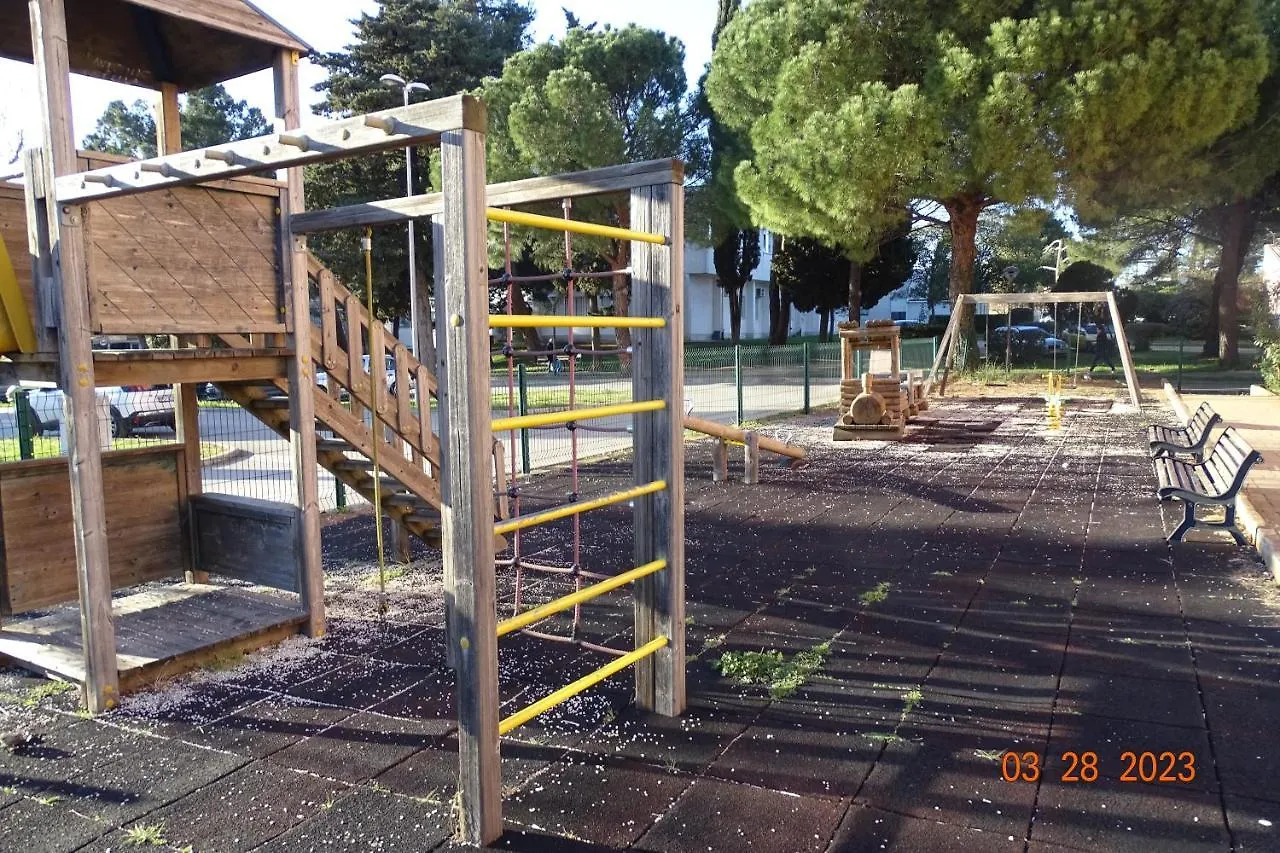 Apart Centar Umag Edda Joakima Rakovca 7 E 52470-Umag Lägenhet